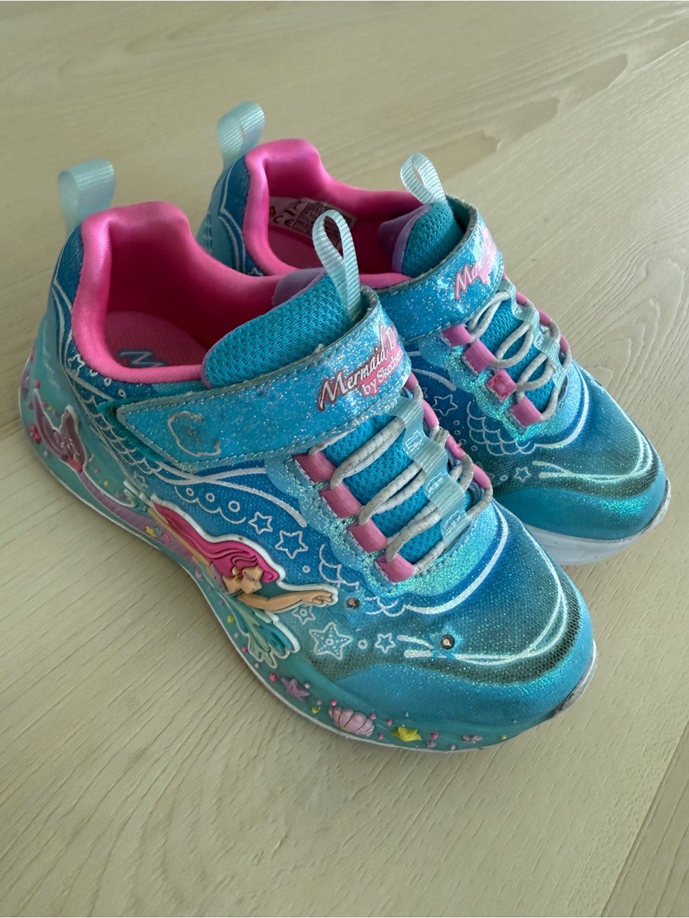SKECHERS girls size 10.5 Mermaid Dreams Light Up Sneakers Blue Glitter Mesh - Picture 4 of 9